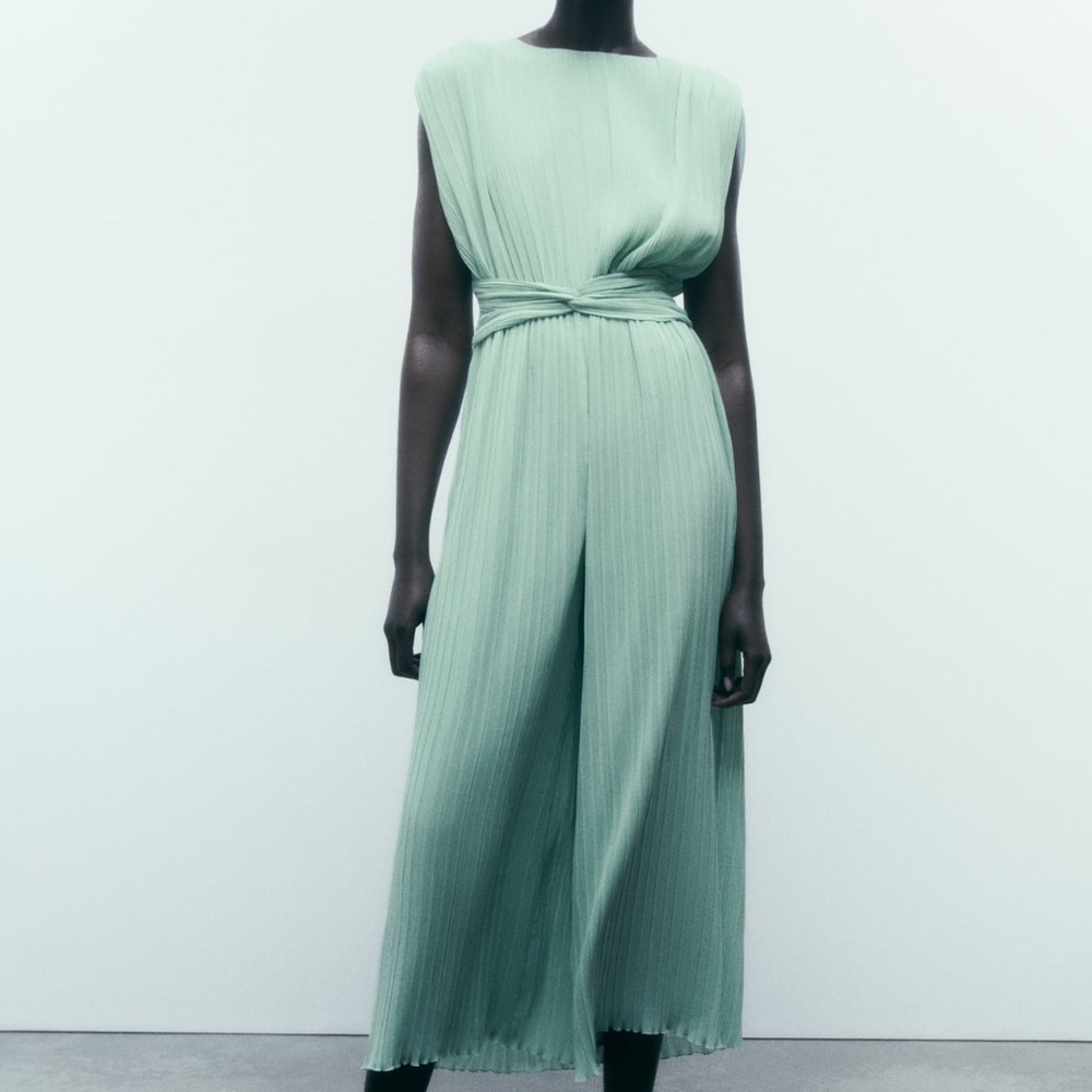 NWT Zara Knotted Waist Pleated Jumpsuit